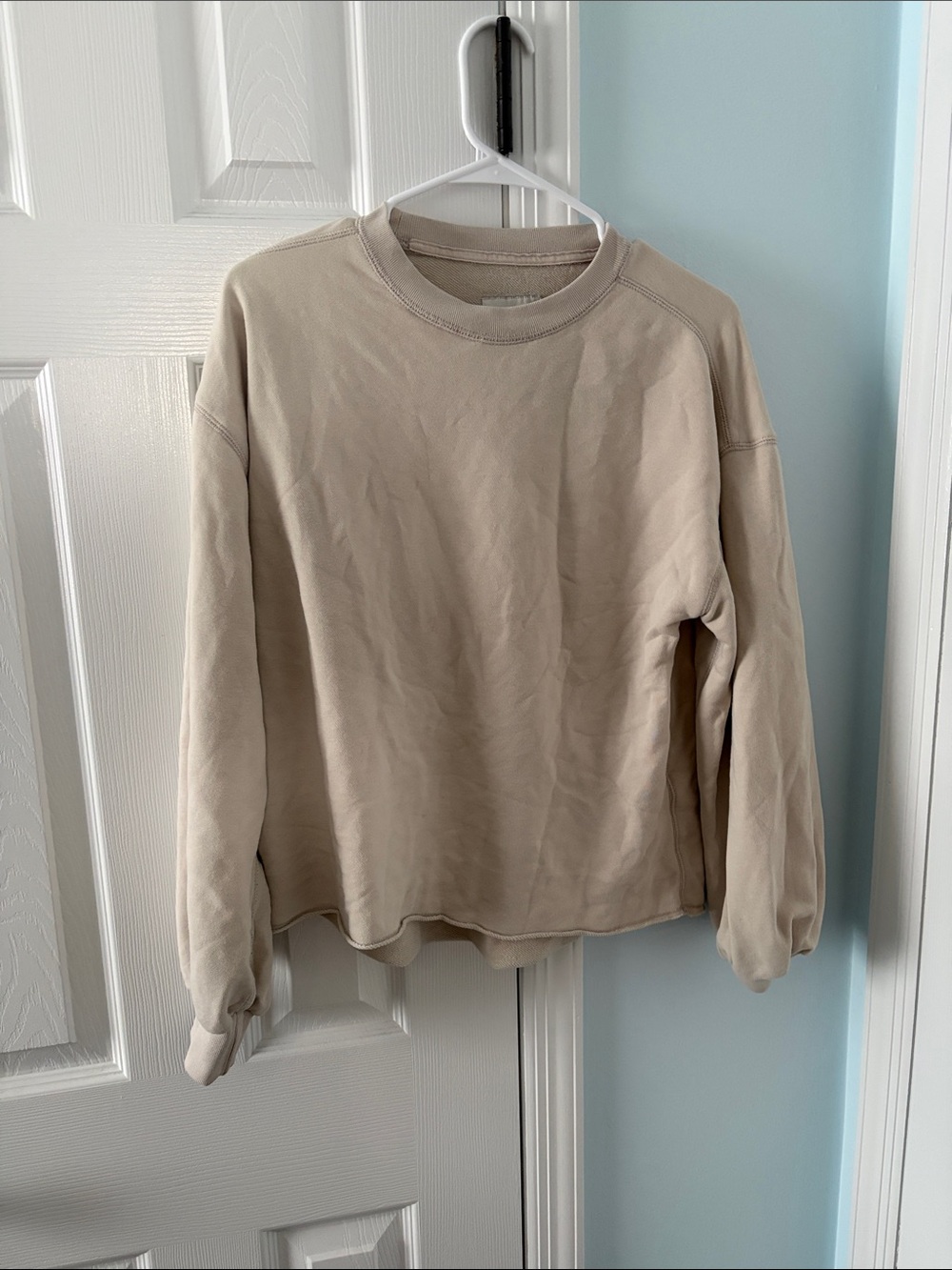 Abercrombie & Fitch Soft A&F Beige cropped Oversized Sweatshirt M
